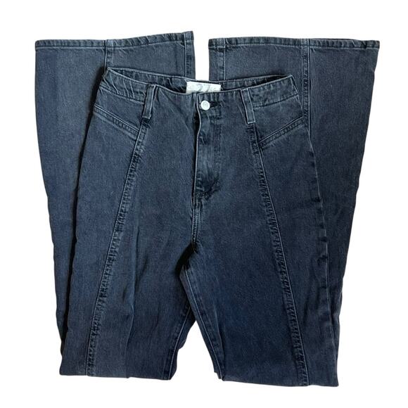 Free People We The Free Women’s Sz 27 High Rise Flare Jeans Black Gray Denim - Picture 5 of 15